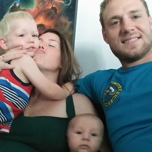 Meet your Posher, Elizabeth - Picture 1 of 1